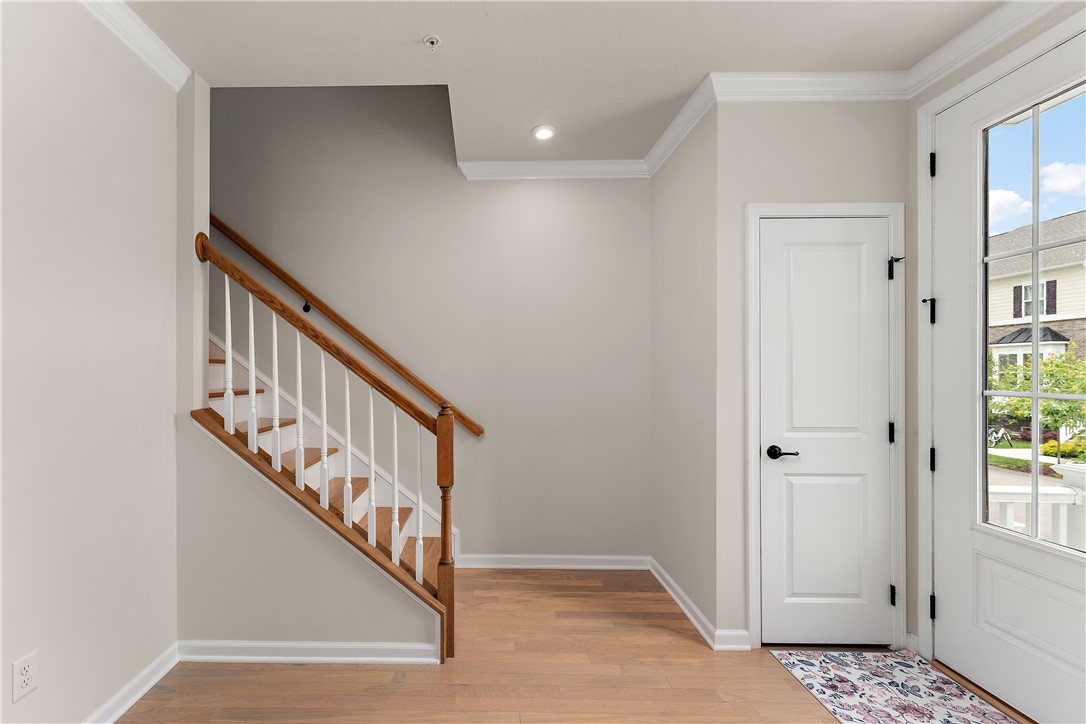 1001 Mohawk Lane