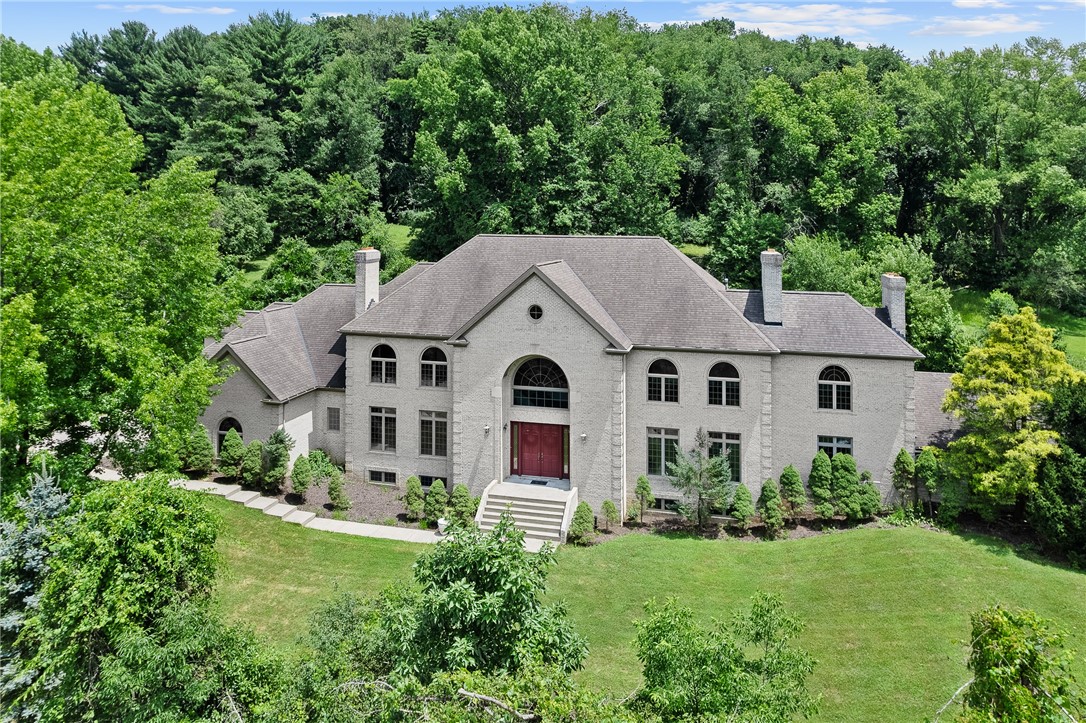 1060 Fox Chapel Road