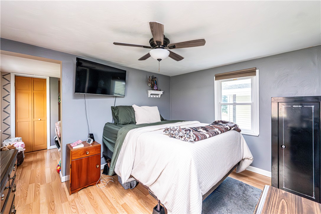 Jeannette, Pennsylvania 15644, United States, 2 Bedrooms Bedrooms, ,2 BathroomsBathrooms,Residential,Contingent,181724