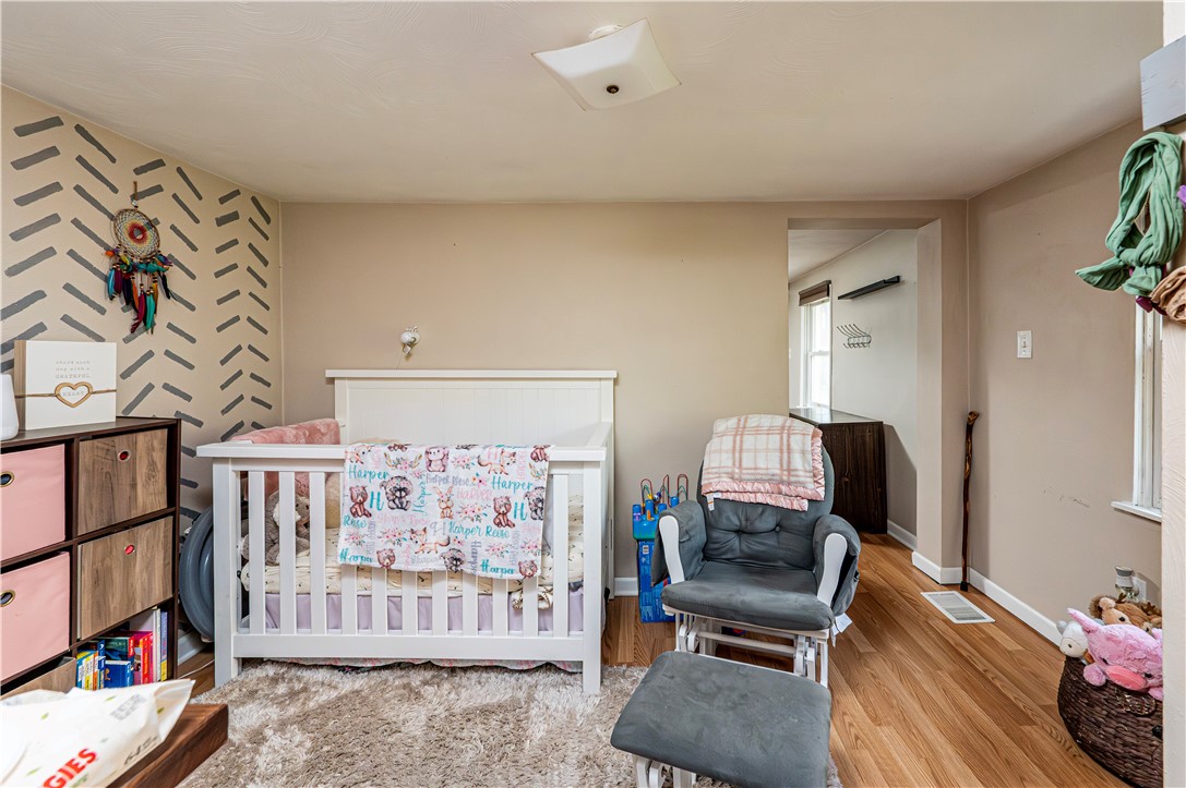 Jeannette, Pennsylvania 15644, United States, 2 Bedrooms Bedrooms, ,2 BathroomsBathrooms,Residential,Contingent,181724