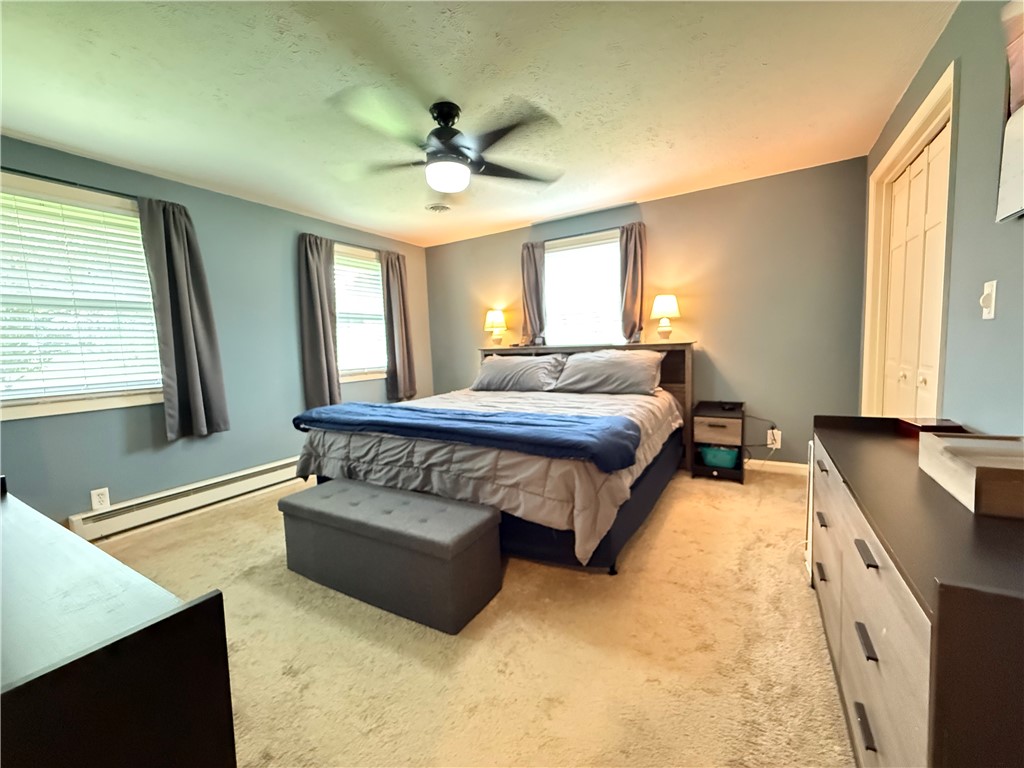 Hempfield Twp - Mer, Pennsylvania 16125, United States, 4 Bedrooms Bedrooms, ,3 BathroomsBathrooms,Residential,Contingent,152555