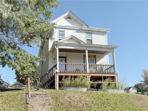 Photo of 381 Penn Ave, Leechburg, PA 15656 (MLS # 1724710)