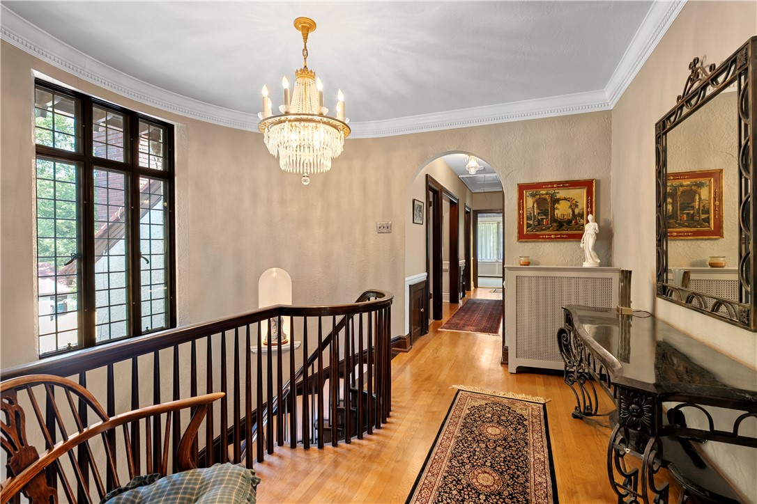 Grove City Boro, Pennsylvania 16127, United States, 6 Bedrooms Bedrooms, ,5 BathroomsBathrooms,Residential,Active,216218