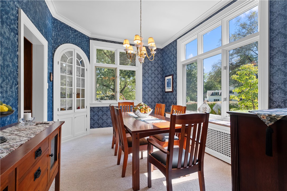 Grove City Boro, Pennsylvania 16127, United States, 6 Bedrooms Bedrooms, ,5 BathroomsBathrooms,Residential,Active,216218