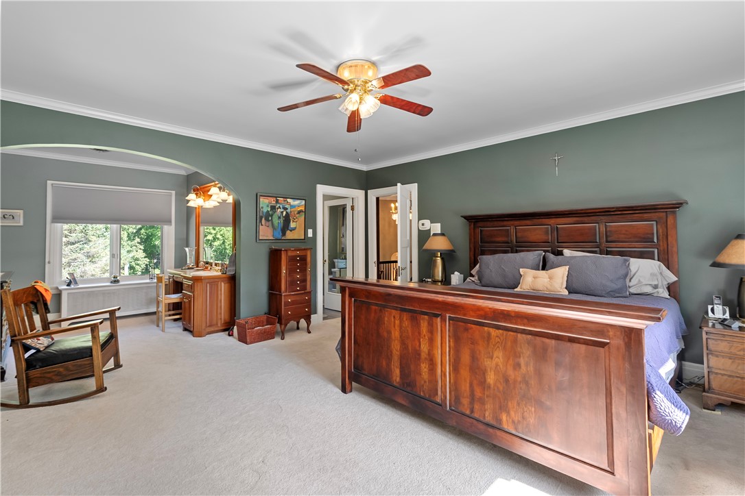 Grove City Boro, Pennsylvania 16127, United States, 6 Bedrooms Bedrooms, ,5 BathroomsBathrooms,Residential,Active,216218