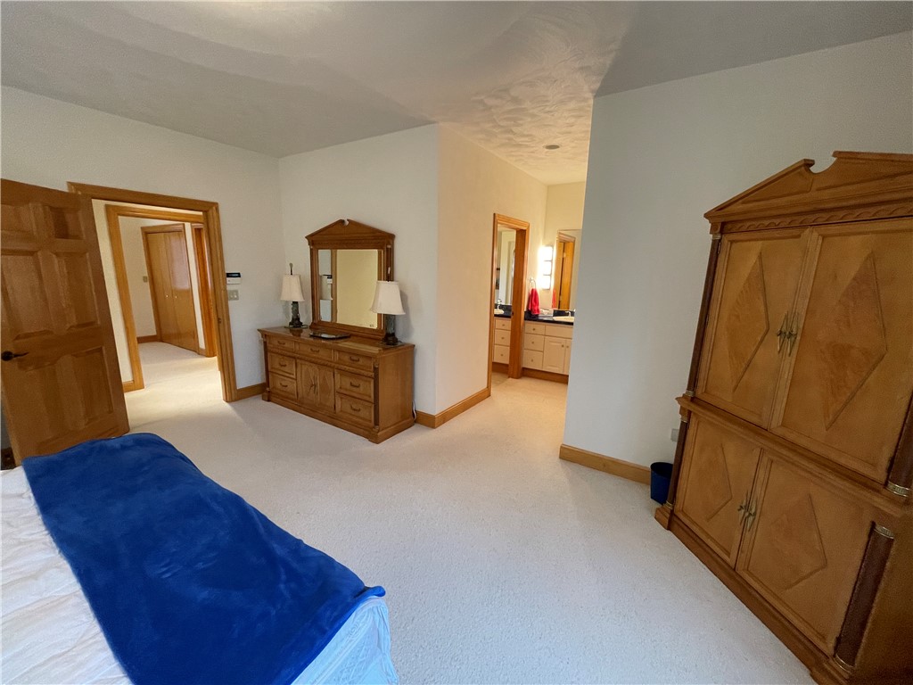 Center Twp - But, Pennsylvania 16001, United States, 2 Bedrooms Bedrooms, ,3 BathroomsBathrooms,Residential,Active,98631