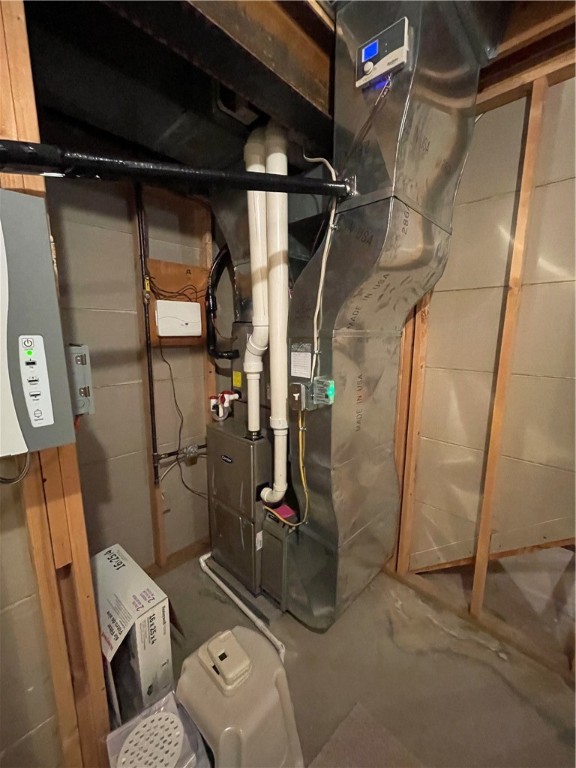 Center Twp - But, Pennsylvania 16001, United States, 2 Bedrooms Bedrooms, ,3 BathroomsBathrooms,Residential,Active,98631