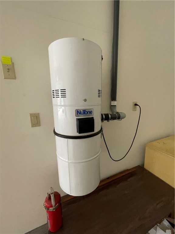 Center Twp - But, Pennsylvania 16001, United States, 2 Bedrooms Bedrooms, ,3 BathroomsBathrooms,Residential,Active,98631