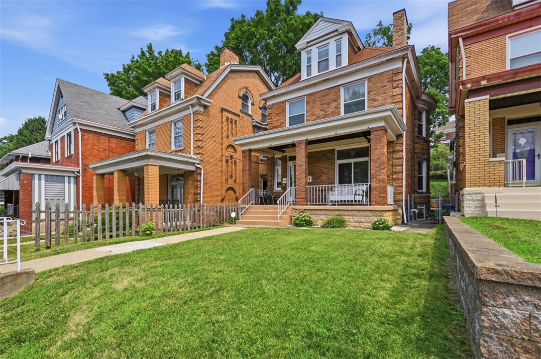 Photo 1 of 37 — 323 Alice St, Knoxville, PA 15210