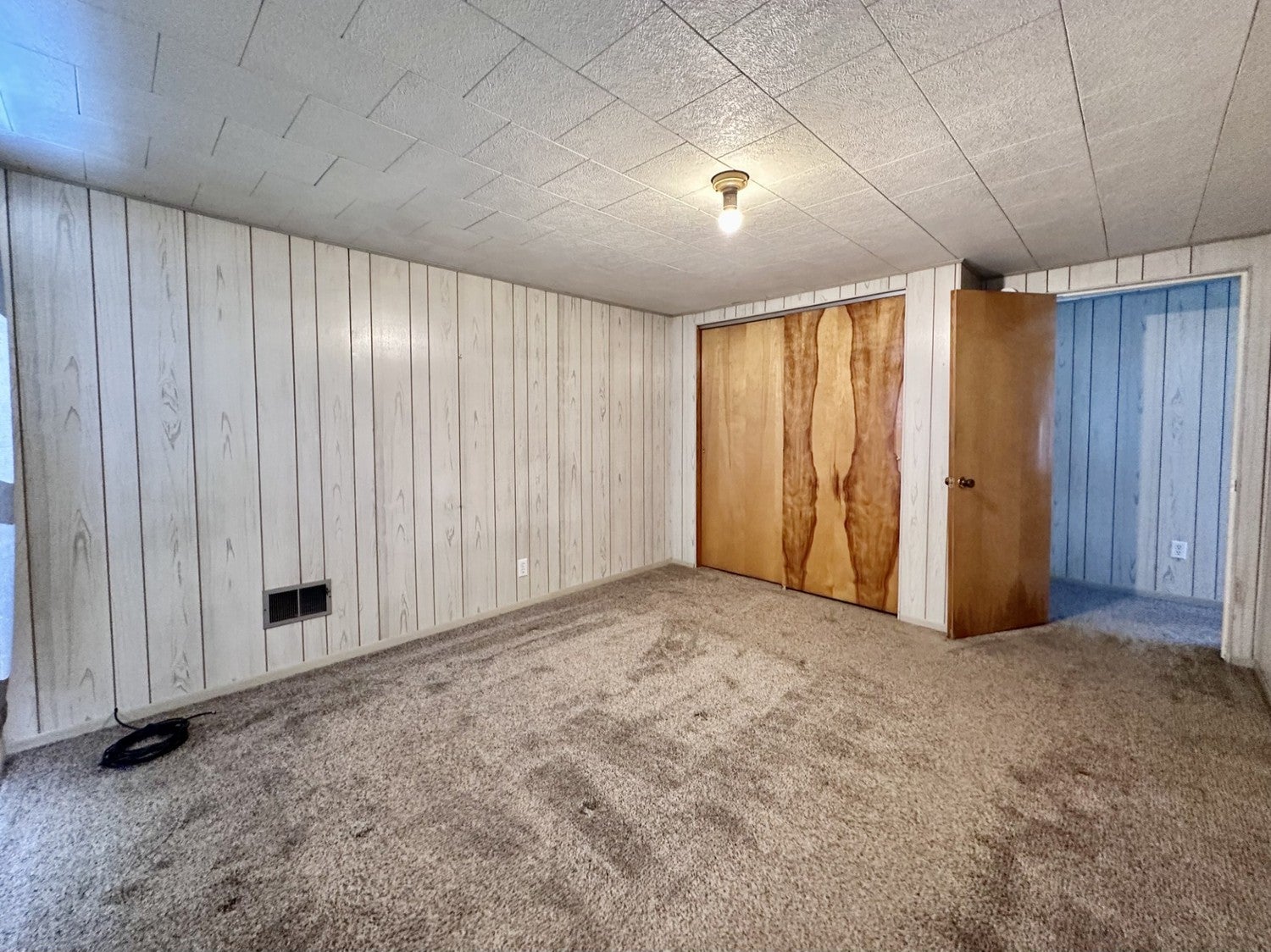 428 Longfellow Street