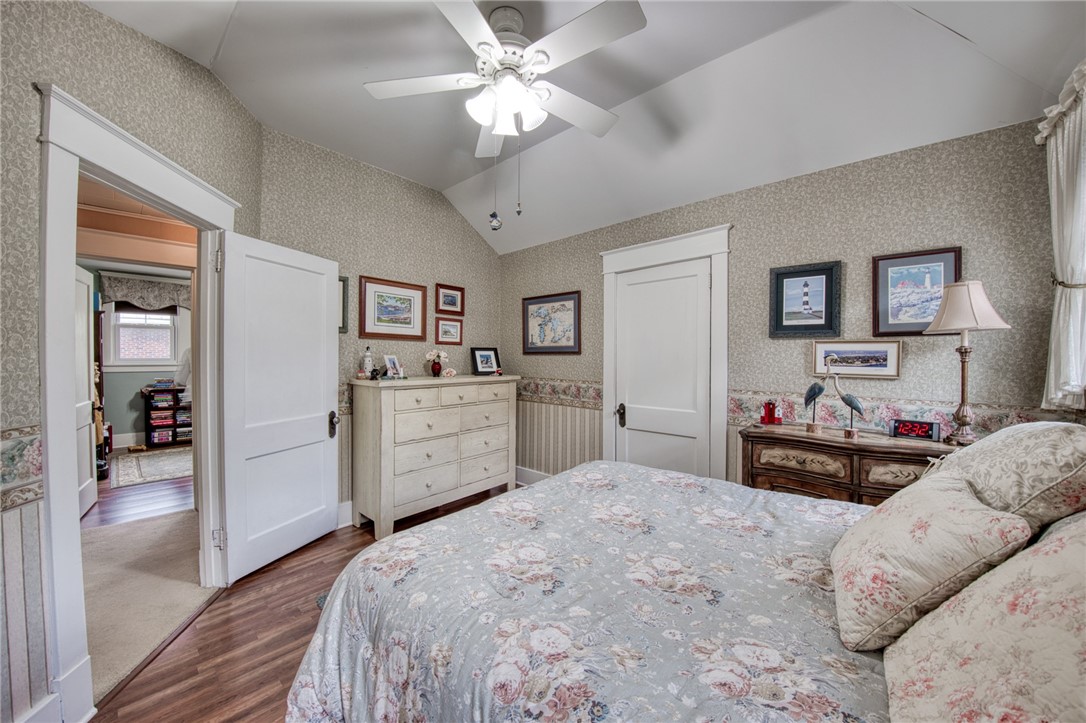 Ellwood City - Law, Pennsylvania 16117, United States, 3 Bedrooms Bedrooms, ,2 BathroomsBathrooms,Residential,Contingent,127560