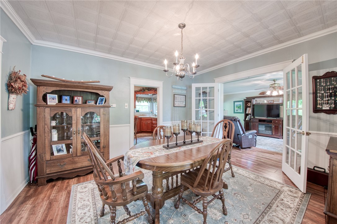 Ellwood City - Law, Pennsylvania 16117, United States, 3 Bedrooms Bedrooms, ,2 BathroomsBathrooms,Residential,Contingent,127560