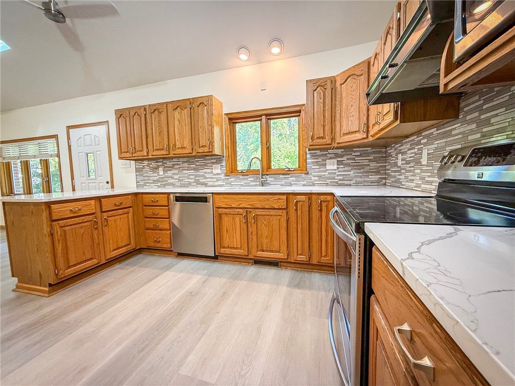 102 Rittswood Dr