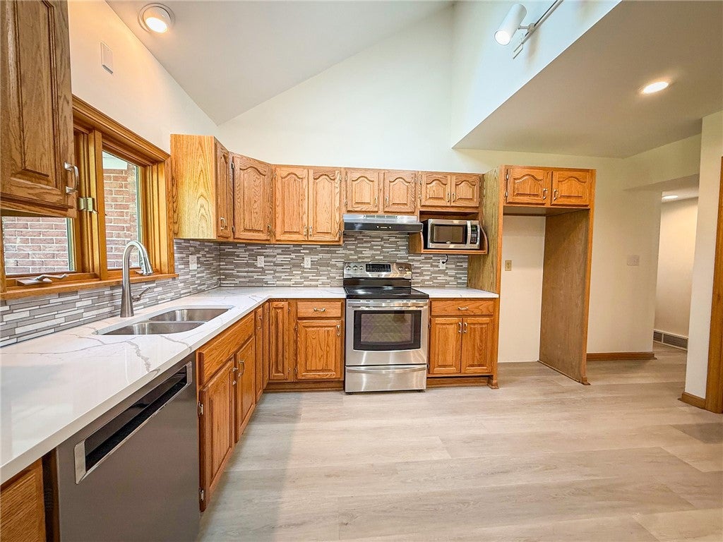 102 Rittswood Dr