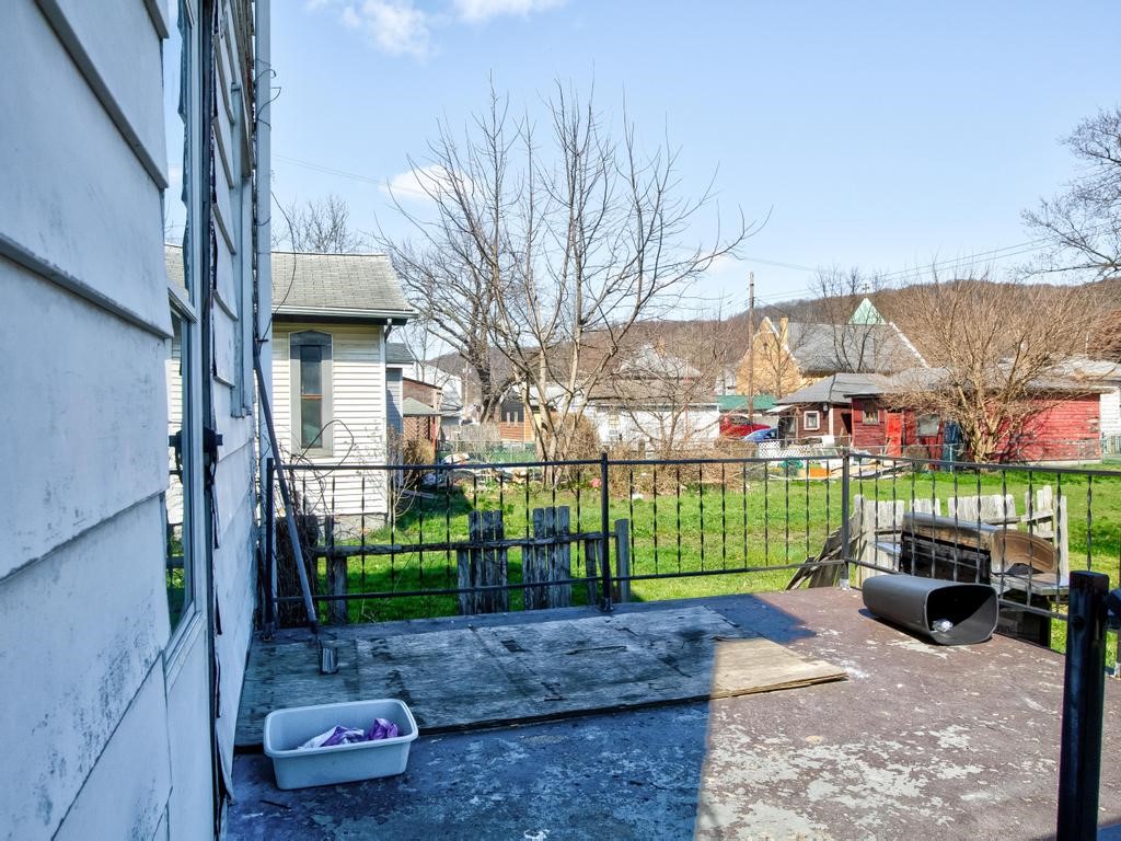 1502 5th Ave Ave, Beaver Falls, Pennsylvania image 22