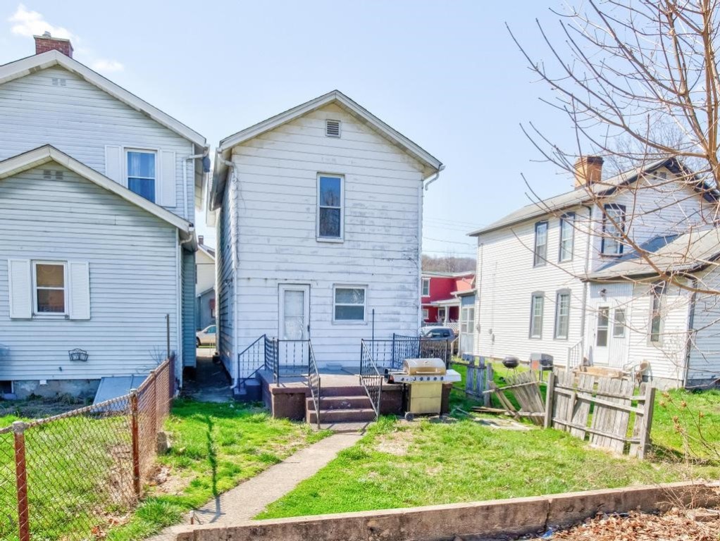 1502 5th Ave Ave, Beaver Falls, Pennsylvania image 25