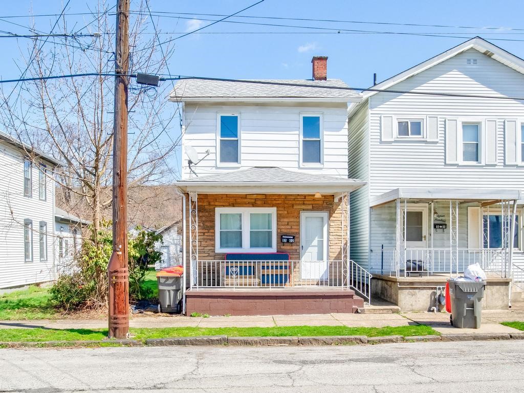 1502 5th Ave Ave, Beaver Falls, Pennsylvania image 1