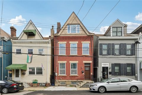 Photo of 5156 Carnegie St, Pittsburgh, PA 15201 (MLS # 1725703)