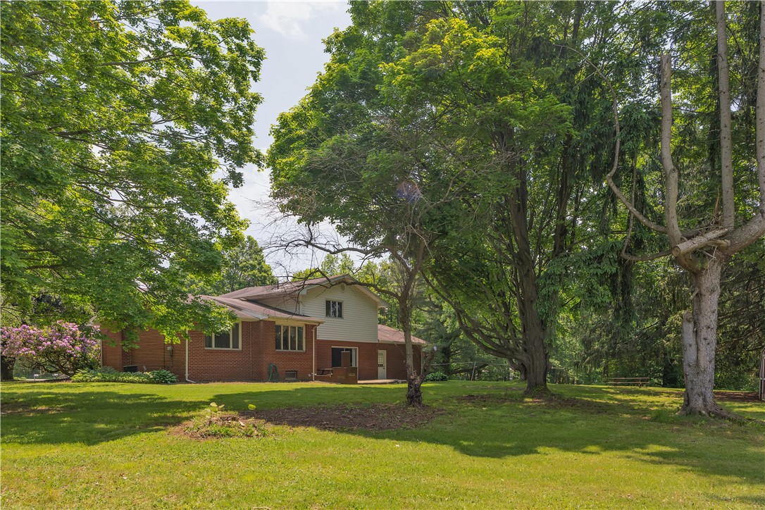 17 Lakeview Drive