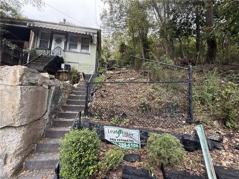 Photo of 7259 Upland St, Pittsburgh, PA 15208 (MLS # 1727717)