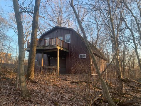 Photo of 228 Hawthorn Rd, Claysville, PA 15323 (MLS # 1745635)