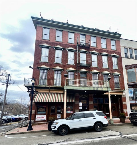 Apartment For Rent - 92 W Main Street St #209<br/> Uniontown, PA 15401