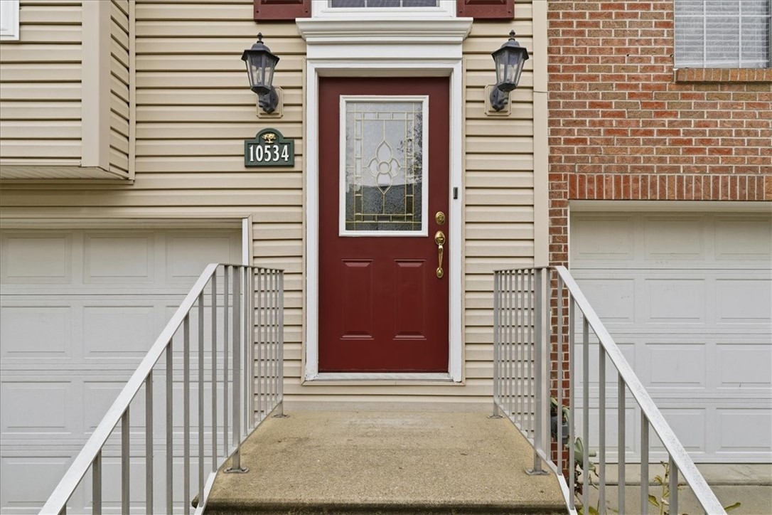 10534 Cherry Grove Court