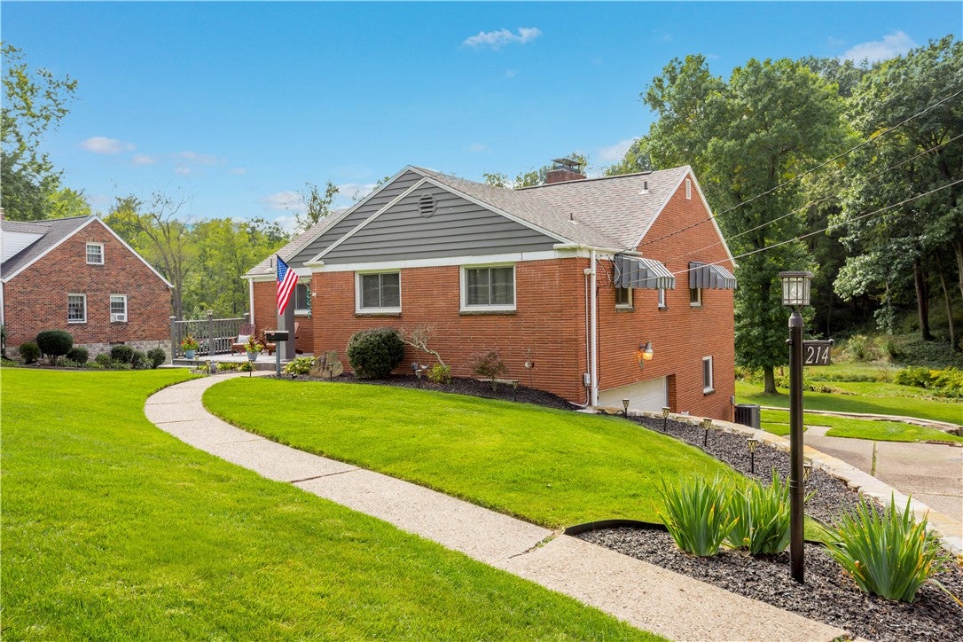 214 Drake Rd