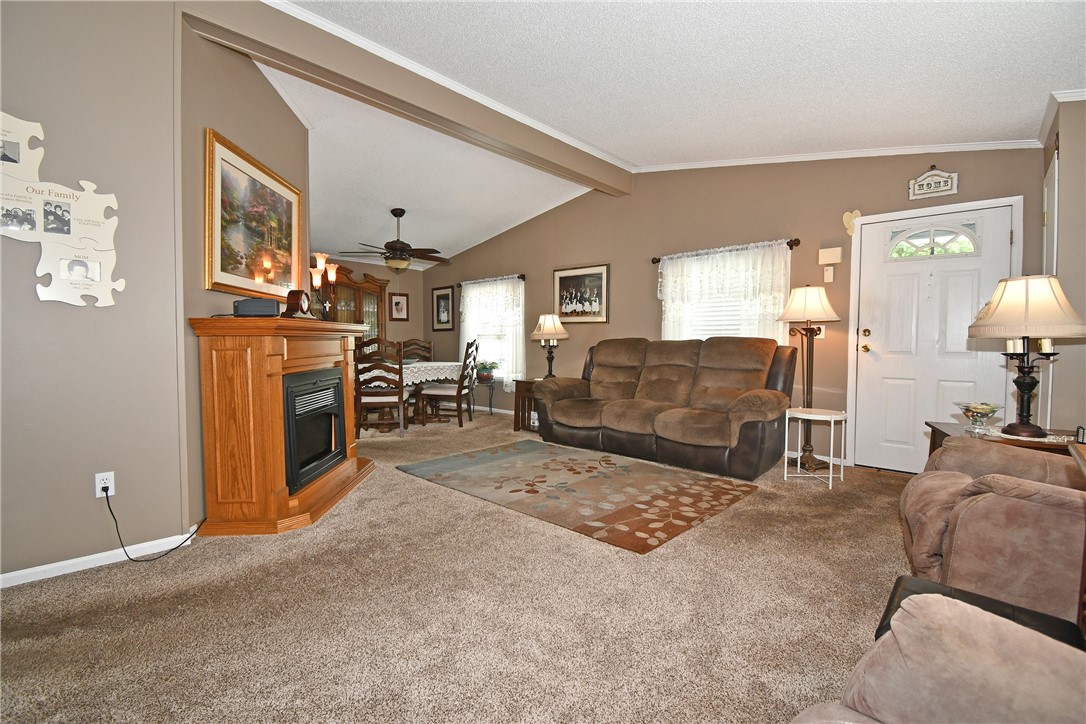 16 Northridge Cir