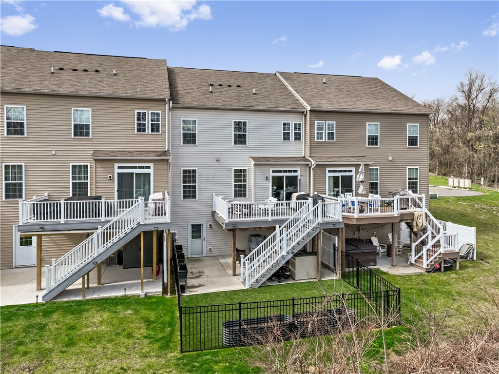 South Strabane, Pennsylvania 15301, United States, 3 Bedrooms Bedrooms, ,4 BathroomsBathrooms,Residential,Active,155217