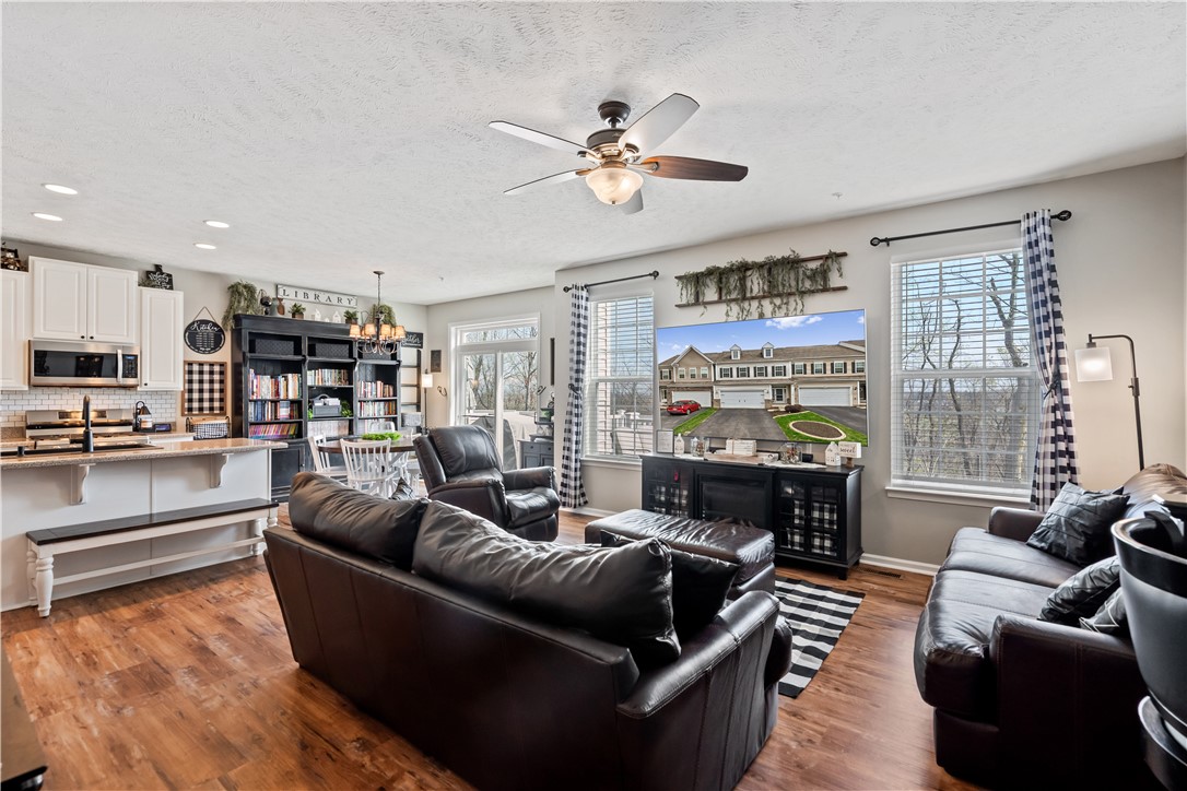 South Strabane, Pennsylvania 15301, United States, 3 Bedrooms Bedrooms, ,4 BathroomsBathrooms,Residential,Active,155217