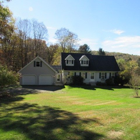 2255 Copper Kettle Highway Middlecreek Twp PA 15557