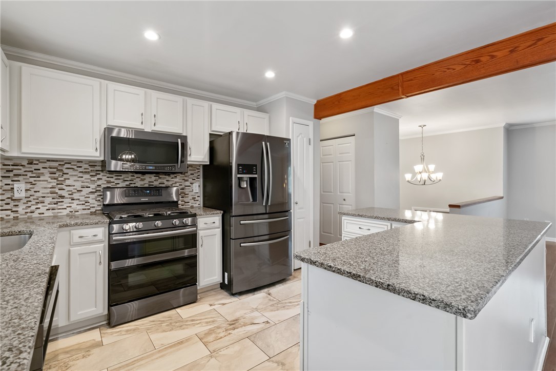 Cranberry Twp, Pennsylvania 16066, United States, 3 Bedrooms Bedrooms, ,3 BathroomsBathrooms,Residential,Pending,141928