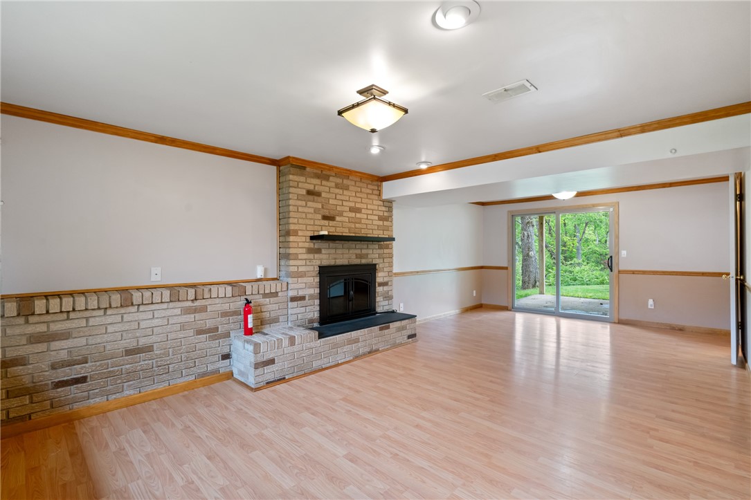 Cranberry Twp, Pennsylvania 16066, United States, 3 Bedrooms Bedrooms, ,3 BathroomsBathrooms,Residential,Pending,141928