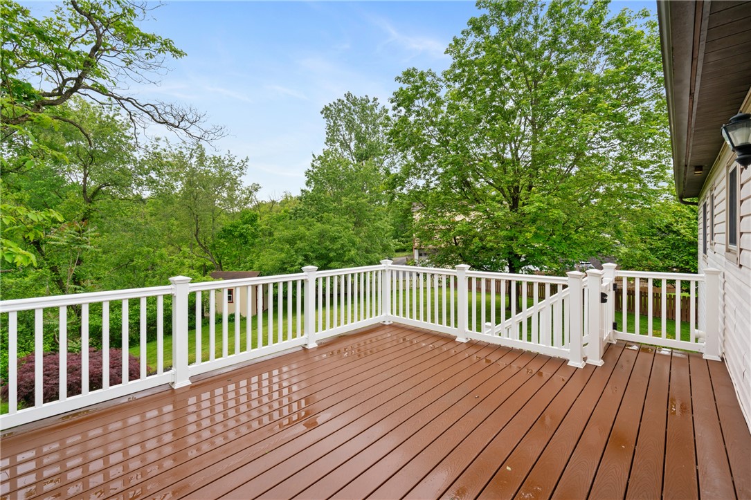 Cranberry Twp, Pennsylvania 16066, United States, 3 Bedrooms Bedrooms, ,3 BathroomsBathrooms,Residential,Pending,141928