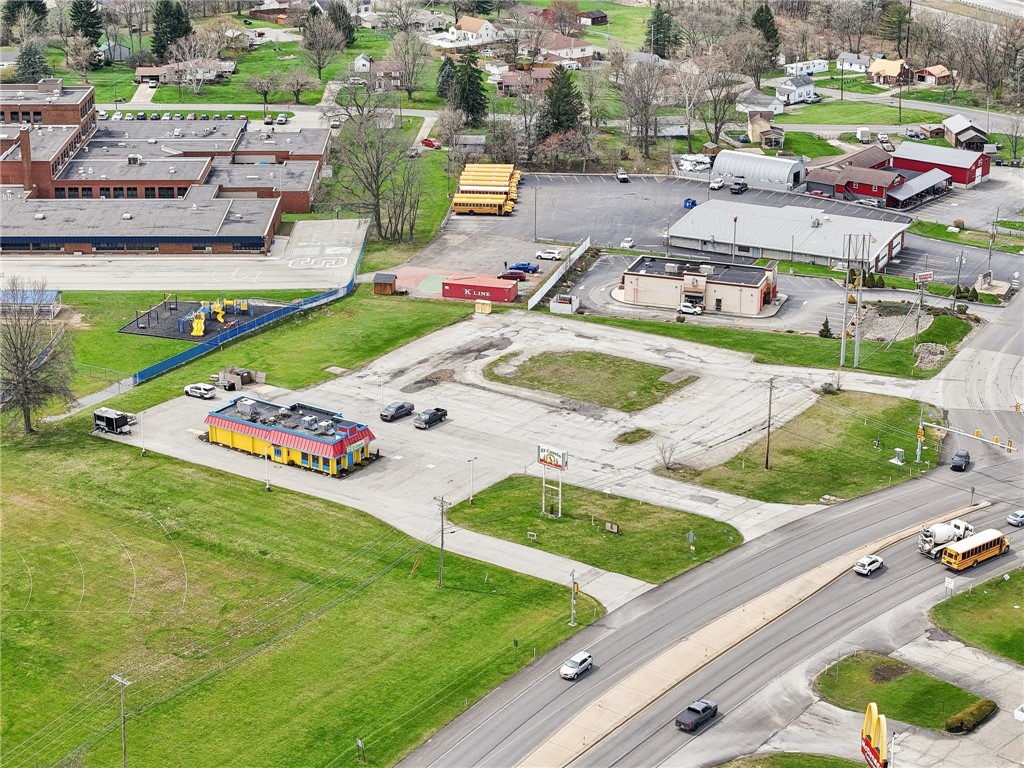 2502 Ellwood Rd