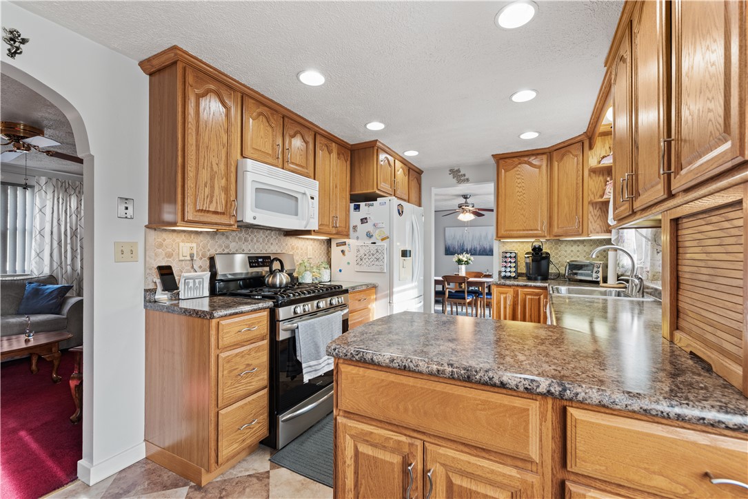 713 Blueberry St St, West Mifflin, Pennsylvania image 7