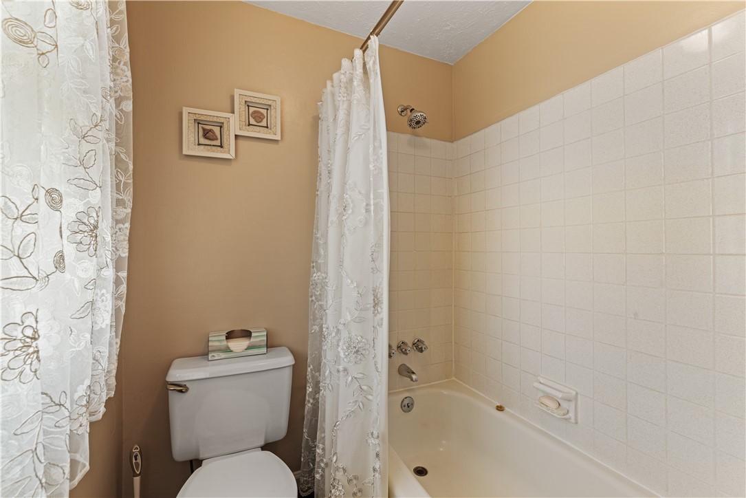 713 Blueberry St St, West Mifflin, Pennsylvania image 17
