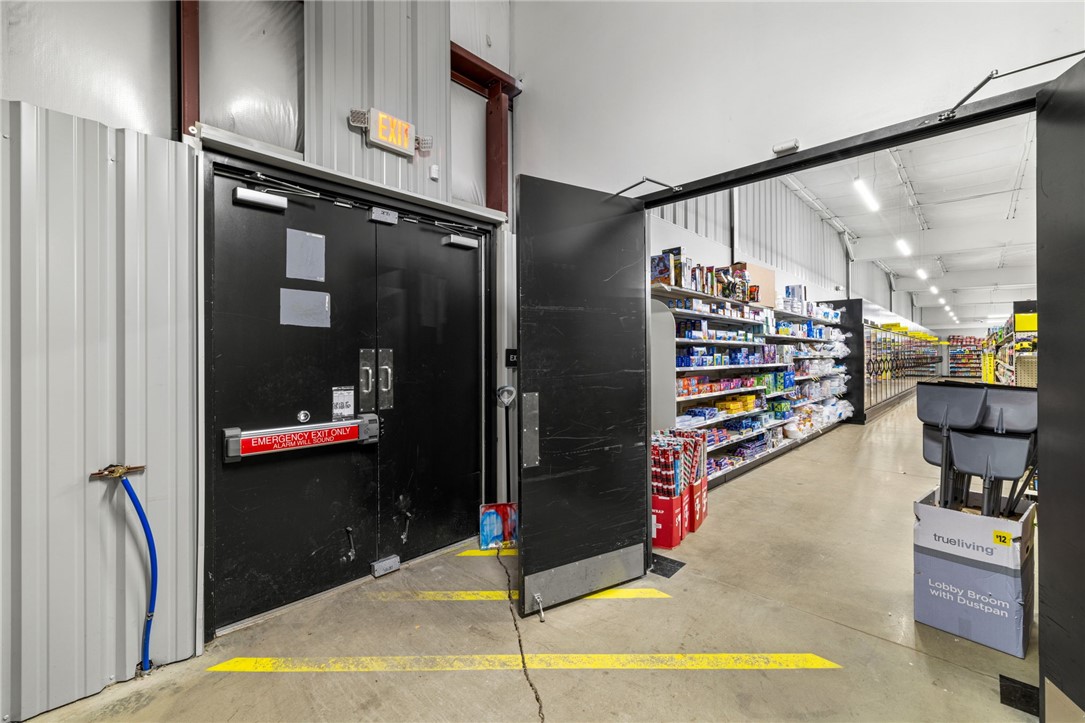 Mercer Boro, Pennsylvania 16137, United States, ,Commercial,Active,250211