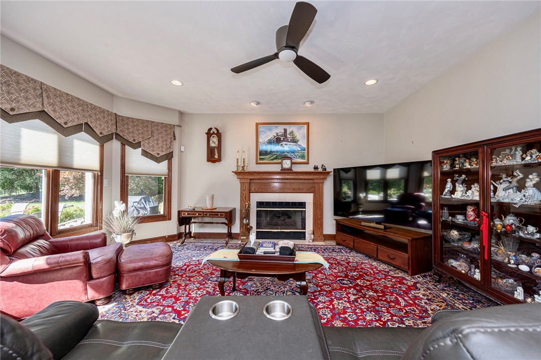 Level Green, Pennsylvania 15085, United States, 4 Bedrooms Bedrooms, ,4 BathroomsBathrooms,Residential,Active,212027