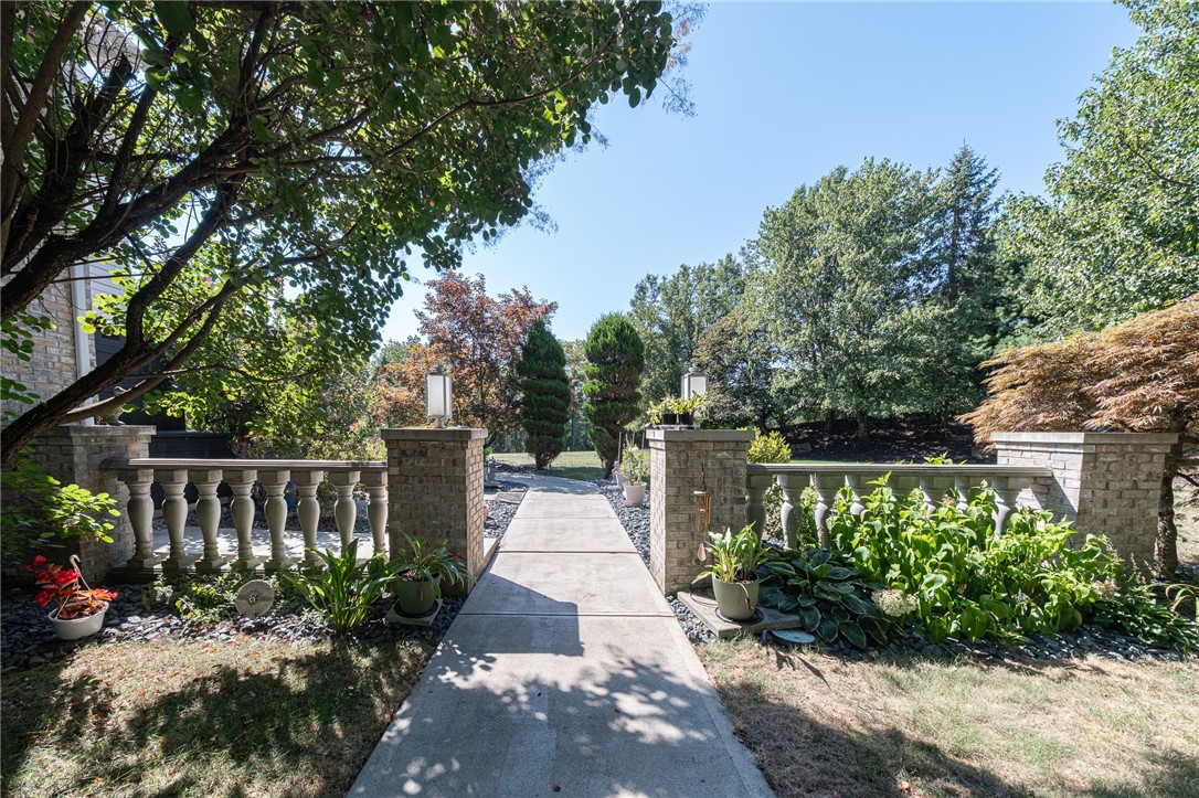 Level Green, Pennsylvania 15085, United States, 4 Bedrooms Bedrooms, ,4 BathroomsBathrooms,Residential,Active,212027