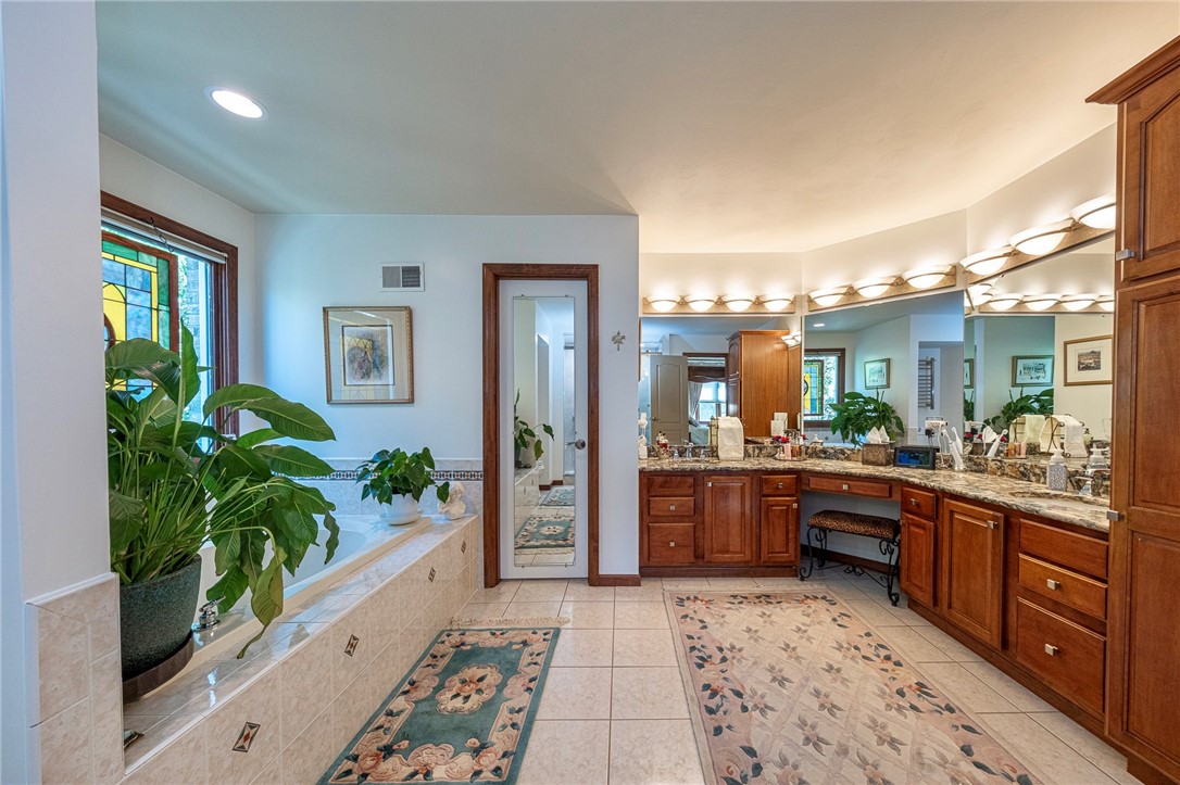 Level Green, Pennsylvania 15085, United States, 4 Bedrooms Bedrooms, ,4 BathroomsBathrooms,Residential,Active,212027