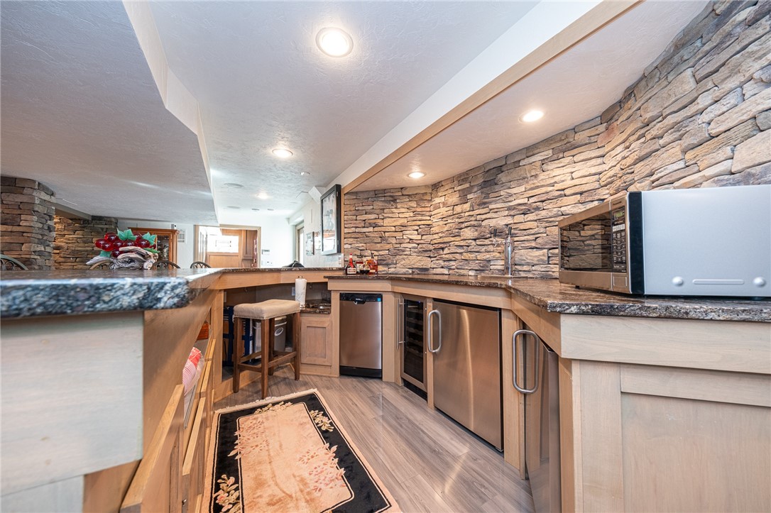 Level Green, Pennsylvania 15085, United States, 4 Bedrooms Bedrooms, ,4 BathroomsBathrooms,Residential,Active,212027