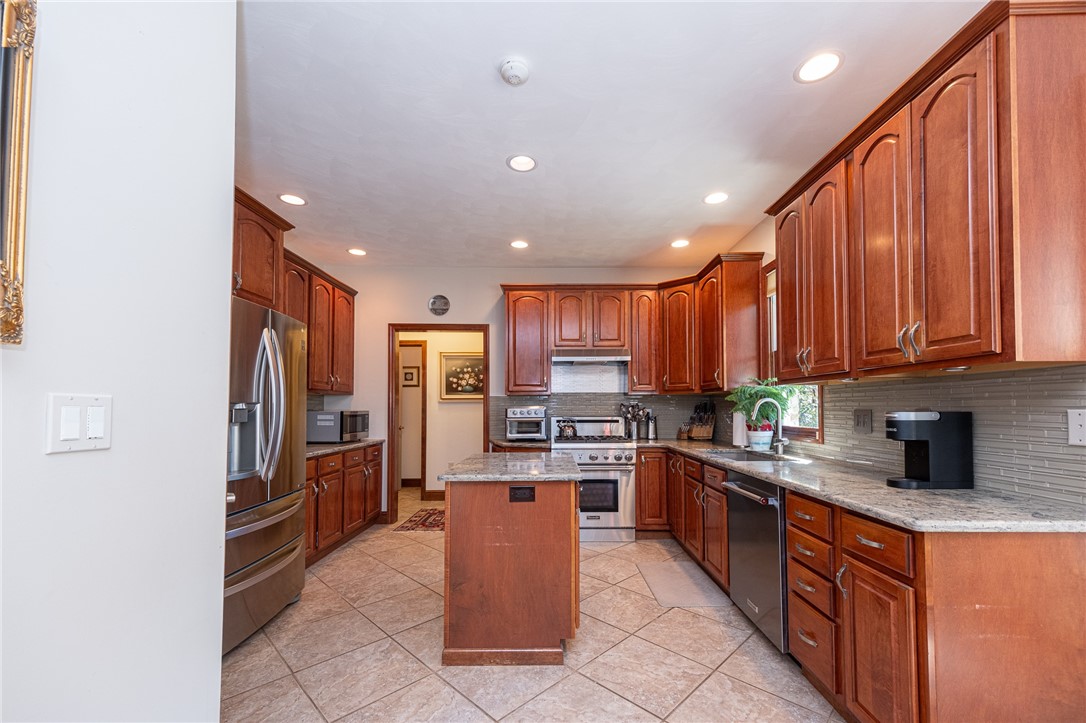 Level Green, Pennsylvania 15085, United States, 4 Bedrooms Bedrooms, ,4 BathroomsBathrooms,Residential,Active,212027