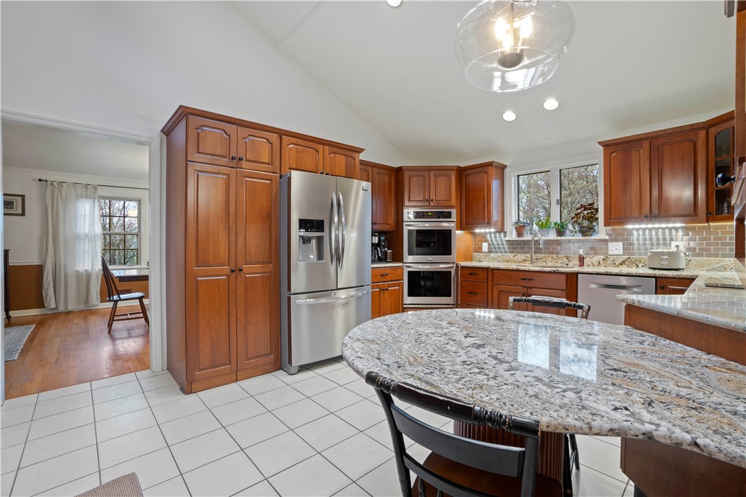 18 Oakglen Drive, Oakmont, Pennsylvania image 10