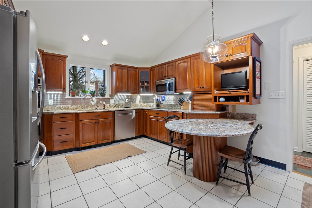 18 Oakglen Drive, Oakmont, Pennsylvania image 11