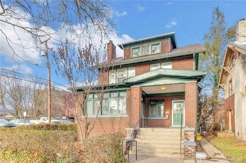 Photo of 901 Ross Ave, Pittsburgh, PA 15221 (MLS # 1737254)