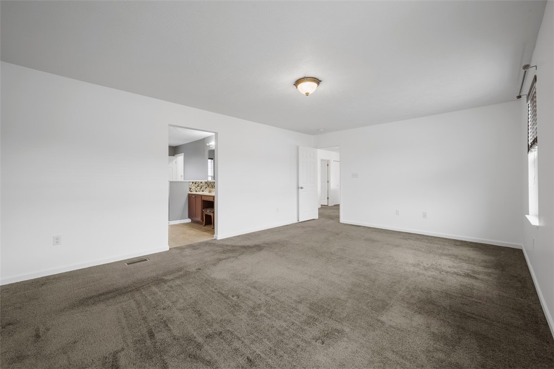 North Huntingdon, Pennsylvania 15642, United States, 4 Bedrooms Bedrooms, ,4 BathroomsBathrooms,Residential,Active,198469