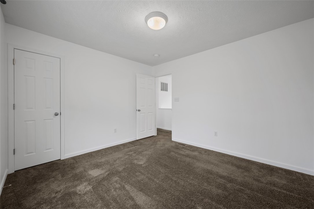 North Huntingdon, Pennsylvania 15642, United States, 4 Bedrooms Bedrooms, ,4 BathroomsBathrooms,Residential,Active,198469