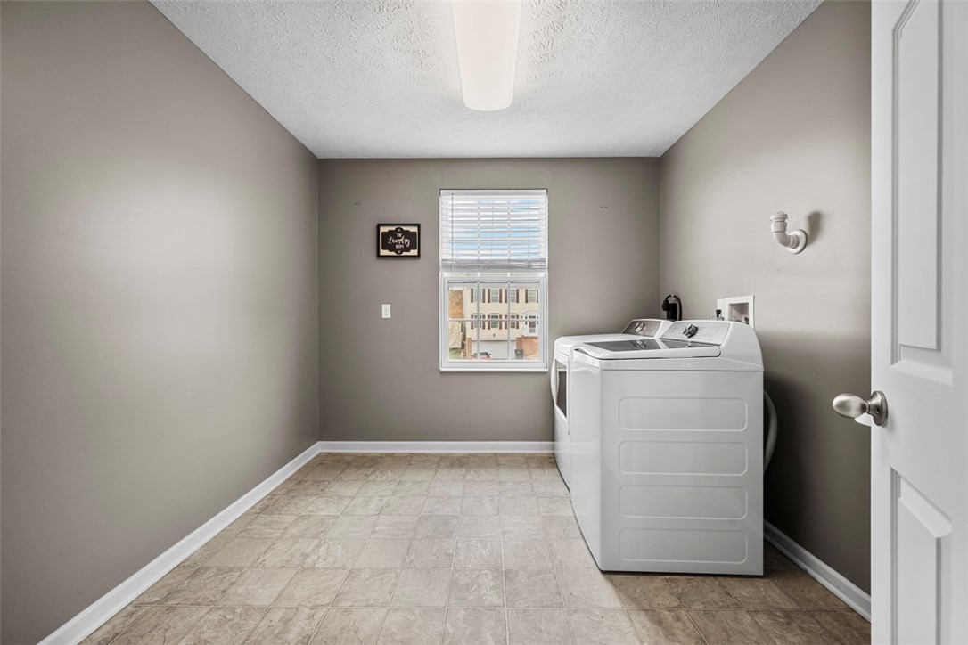 North Huntingdon, Pennsylvania 15642, United States, 4 Bedrooms Bedrooms, ,4 BathroomsBathrooms,Residential,Active,198469